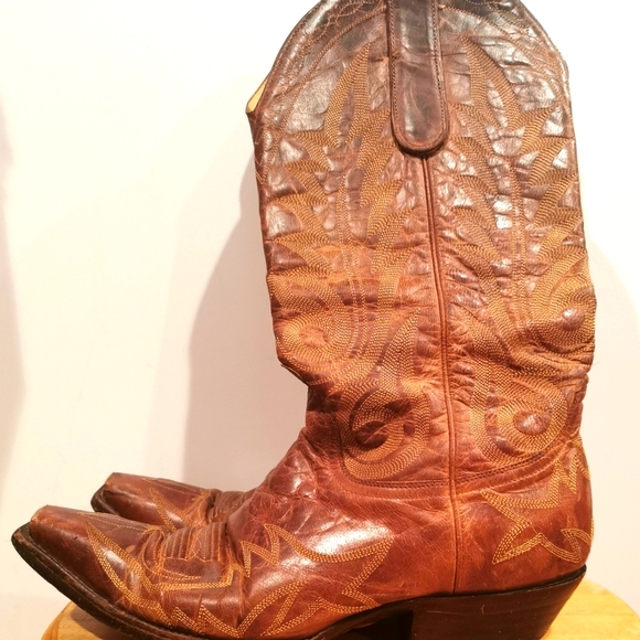 Embroidered Snip Toe Cowgirl/Cowboy Boots - Picture 1 of 8